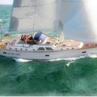 Hylas Sailboats